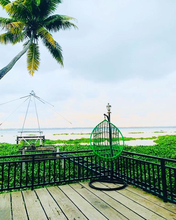 Kallanchery Retreat Kochi Exterior photo
